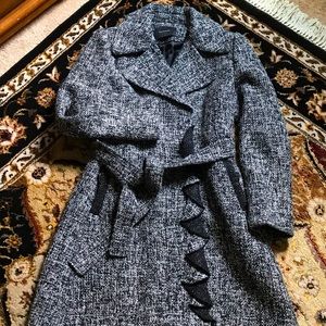 TAHARI COAT